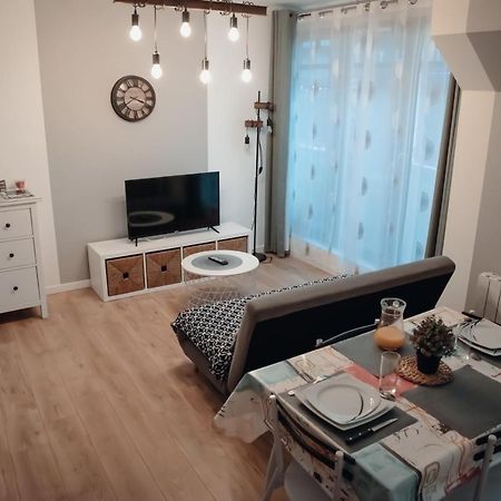 Cosy Et Moderne En Centre Ville, Fibre Haut Debit Ernée Exteriör bild