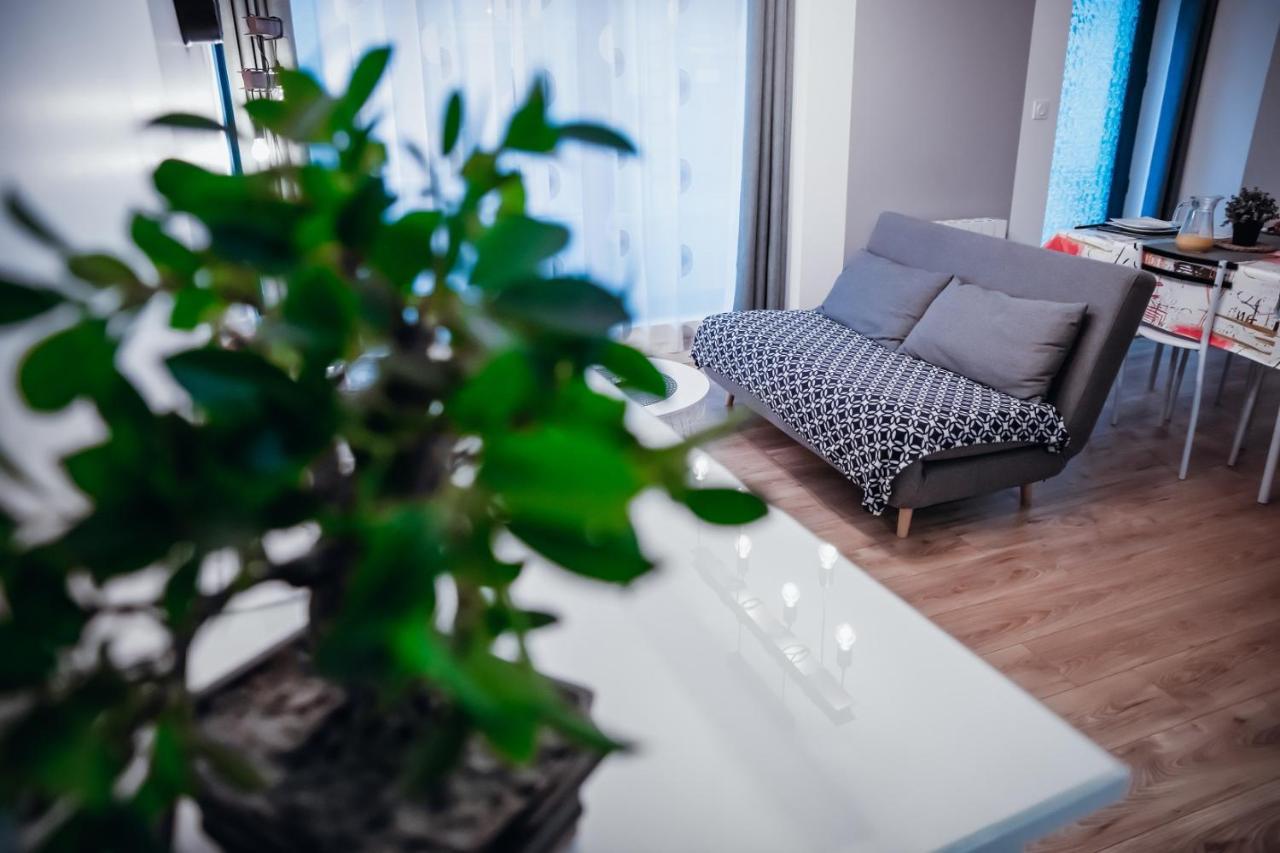 Cosy Et Moderne En Centre Ville, Fibre Haut Debit Ernée Exteriör bild
